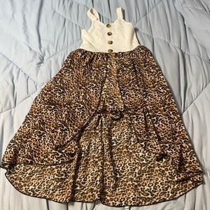 Girls dress/skirt romper w/hi low skirt. Size: 7